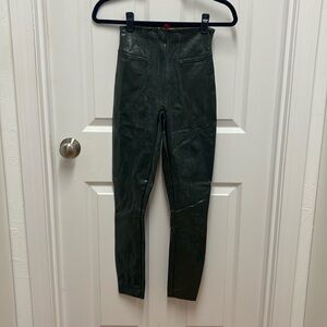 SPANX Forest Green Faux Patent Leather Legging Size X-SMALL Pants‎